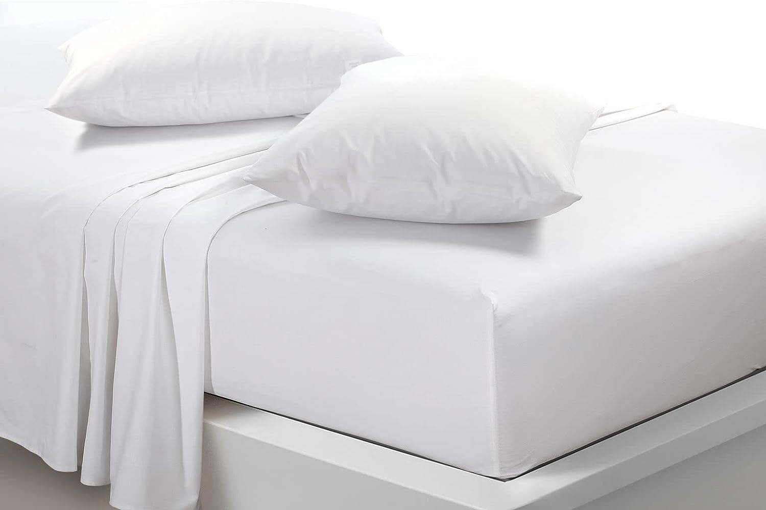 NFK 100% Polycotton 40cm Deep Fitted Sheet